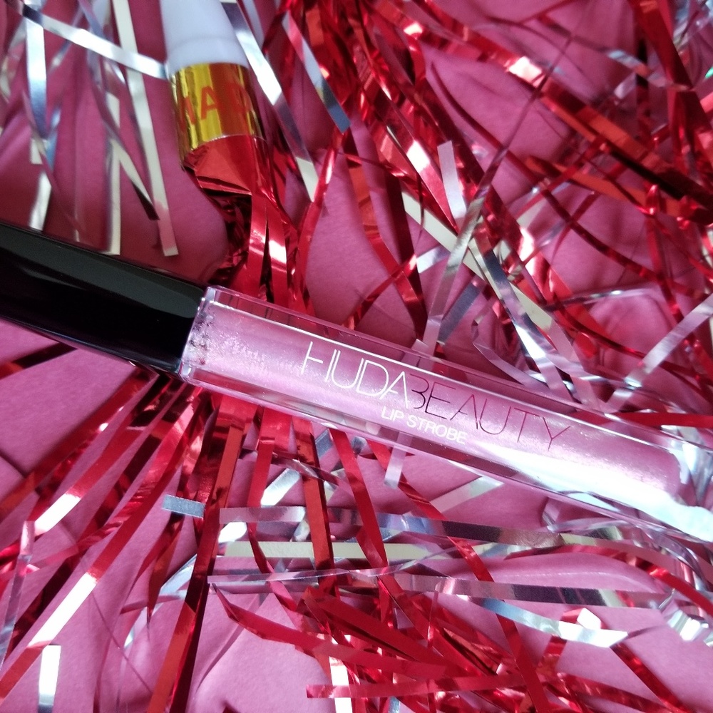 NWOB! HUDA BEAUTY Lip Strobe in Snobby! Full-size!